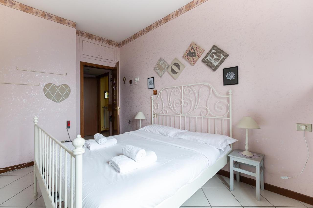 Appartement Bnbutler Torelli - Grazioso E Luminoso Bilocale à Milan Extérieur photo