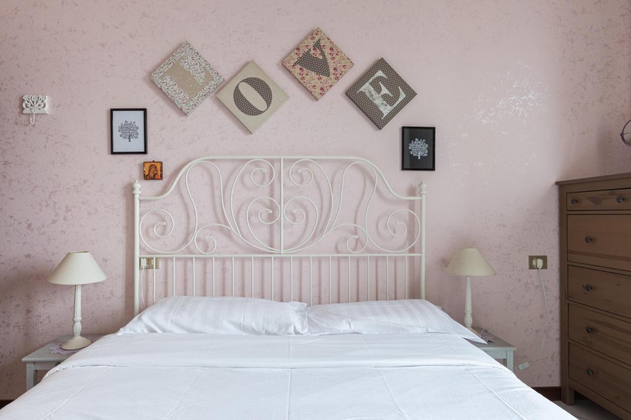 Appartement Bnbutler Torelli - Grazioso E Luminoso Bilocale à Milan Extérieur photo