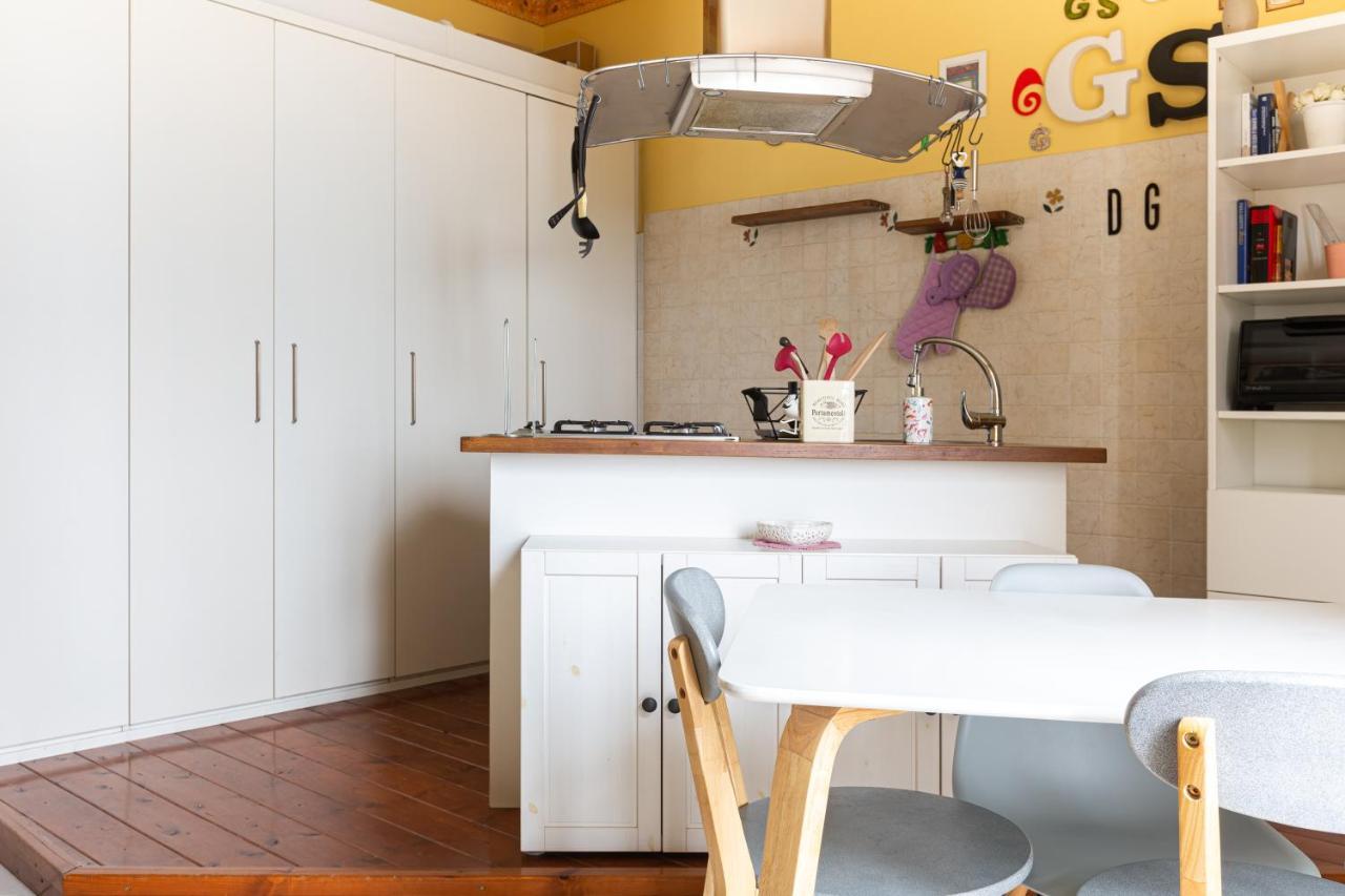Appartement Bnbutler Torelli - Grazioso E Luminoso Bilocale à Milan Extérieur photo