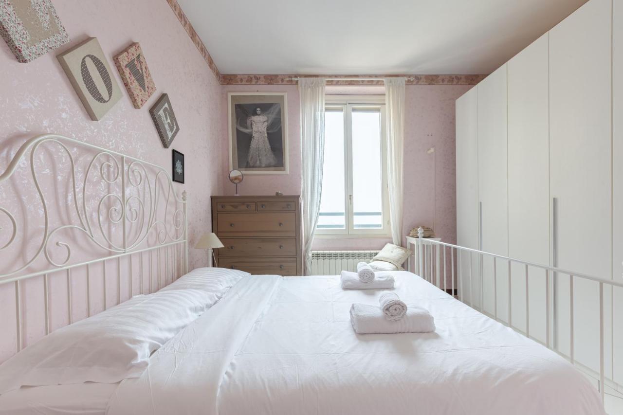 Appartement Bnbutler Torelli - Grazioso E Luminoso Bilocale à Milan Extérieur photo