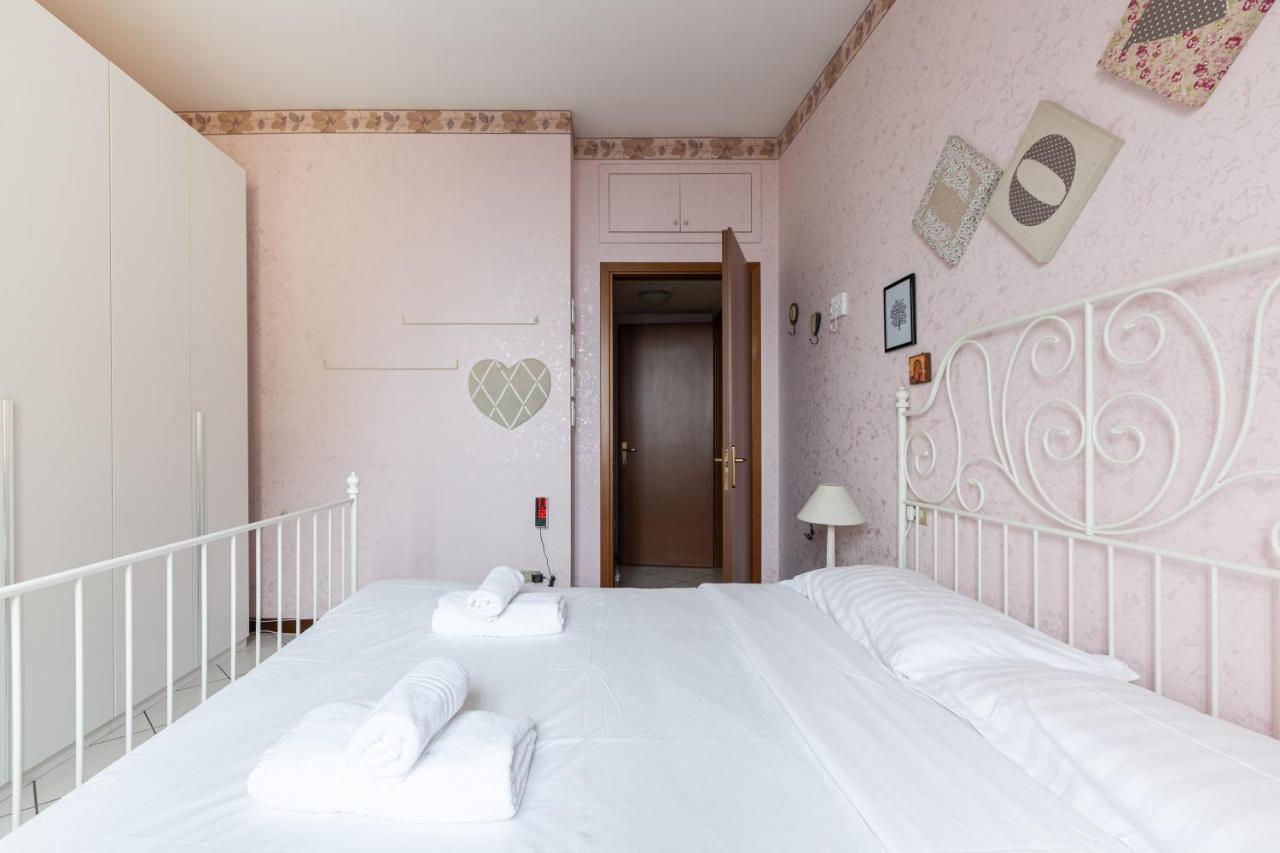 Appartement Bnbutler Torelli - Grazioso E Luminoso Bilocale à Milan Extérieur photo